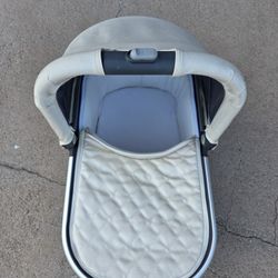 Uppa Baby Bassinet 