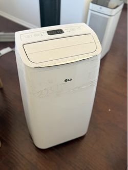 LG Portable Air Conditioner (LP0818WNR)