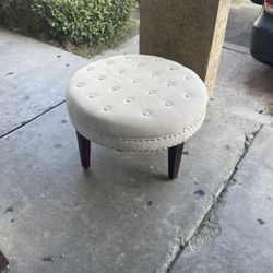 Ottoman/footstool