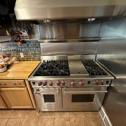 Stove Wolf 48” 6 burner and griddle stove with range hood -  vent hood