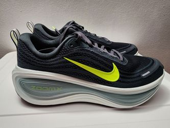 Nike Vomero Plus (Seaweed/Volt) - Size 10
