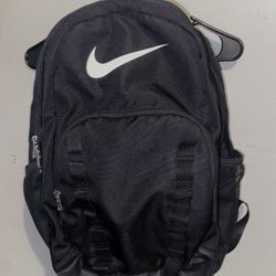 Nike Brasília 7 Backpack (THROW OFFERS)