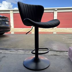 Black Bar Stools 