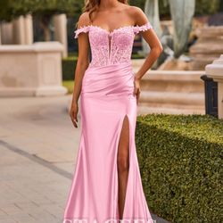 Brand new STACEES Prom/occasion Dress 