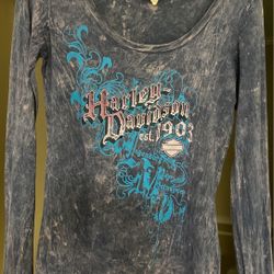 Ladies Harley Davidson shirt