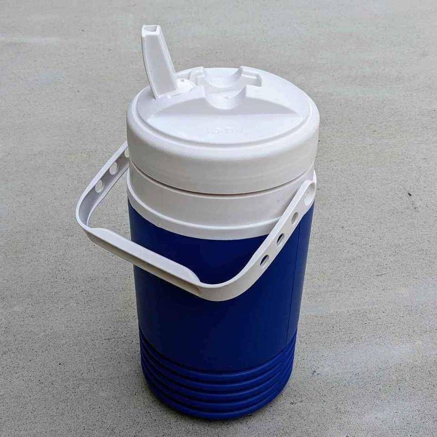 Igloo Thermos 1/2 Gallon Cooler Camping Blue Jug Ice Vintage