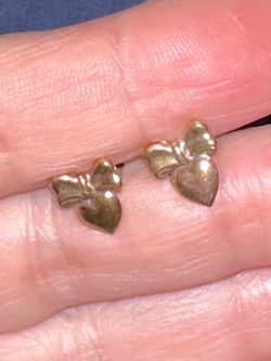 Vintage AVON Girl’s Earrings