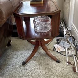 Vintage Duncan Phyfe Style Side Table