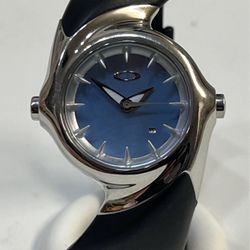 Oakley Clash Watch Light Blue Mother-of-pearl Face Logo Mens/womens Timepiece