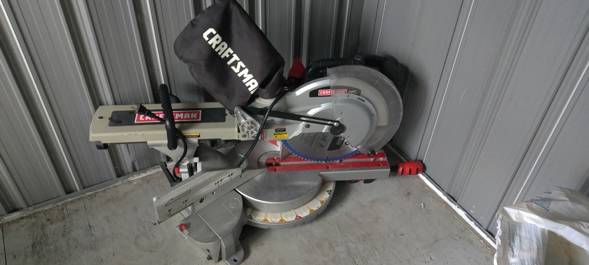 Craftsman Compound Sliding Miter Saw