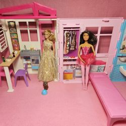 Barbie Fold-up Doll House 