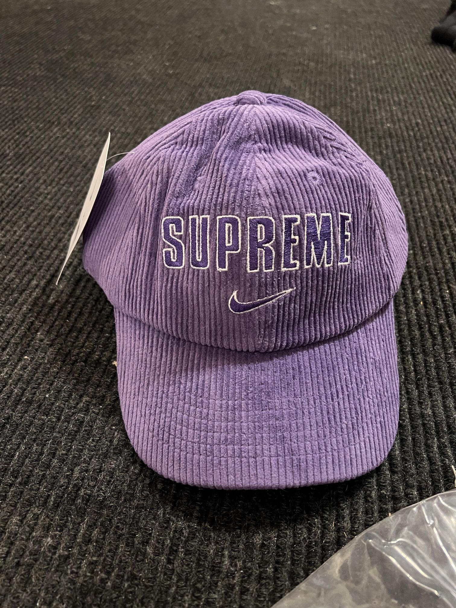 Supreme Nike Arc Corduroy 6-Panel (Purple) NEW