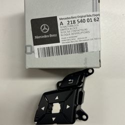 OEM Mercedes E350 W212 Steering Wheel Left Switch Block