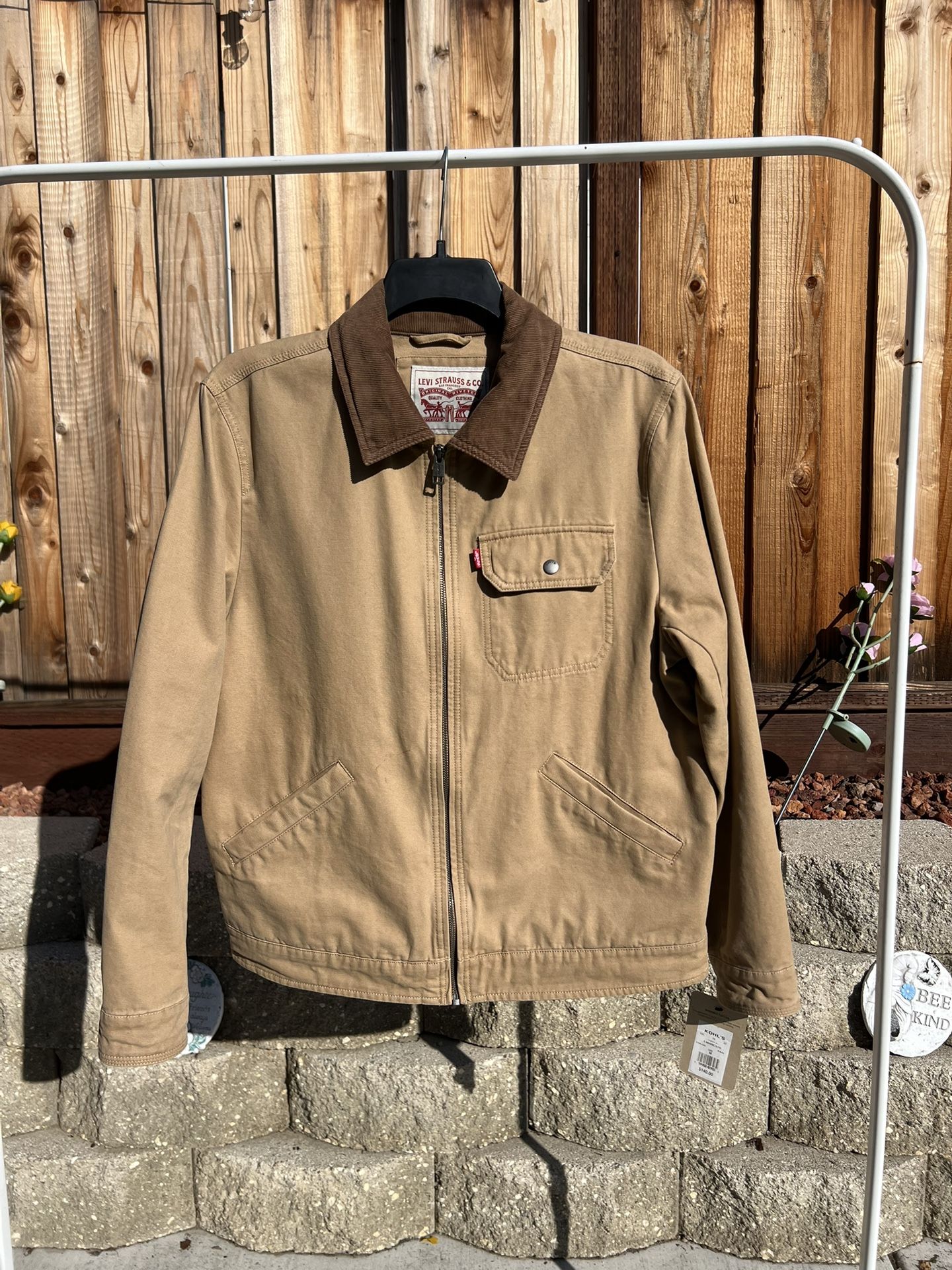 New Mens Medium Levi’s Zip Up Jacket 