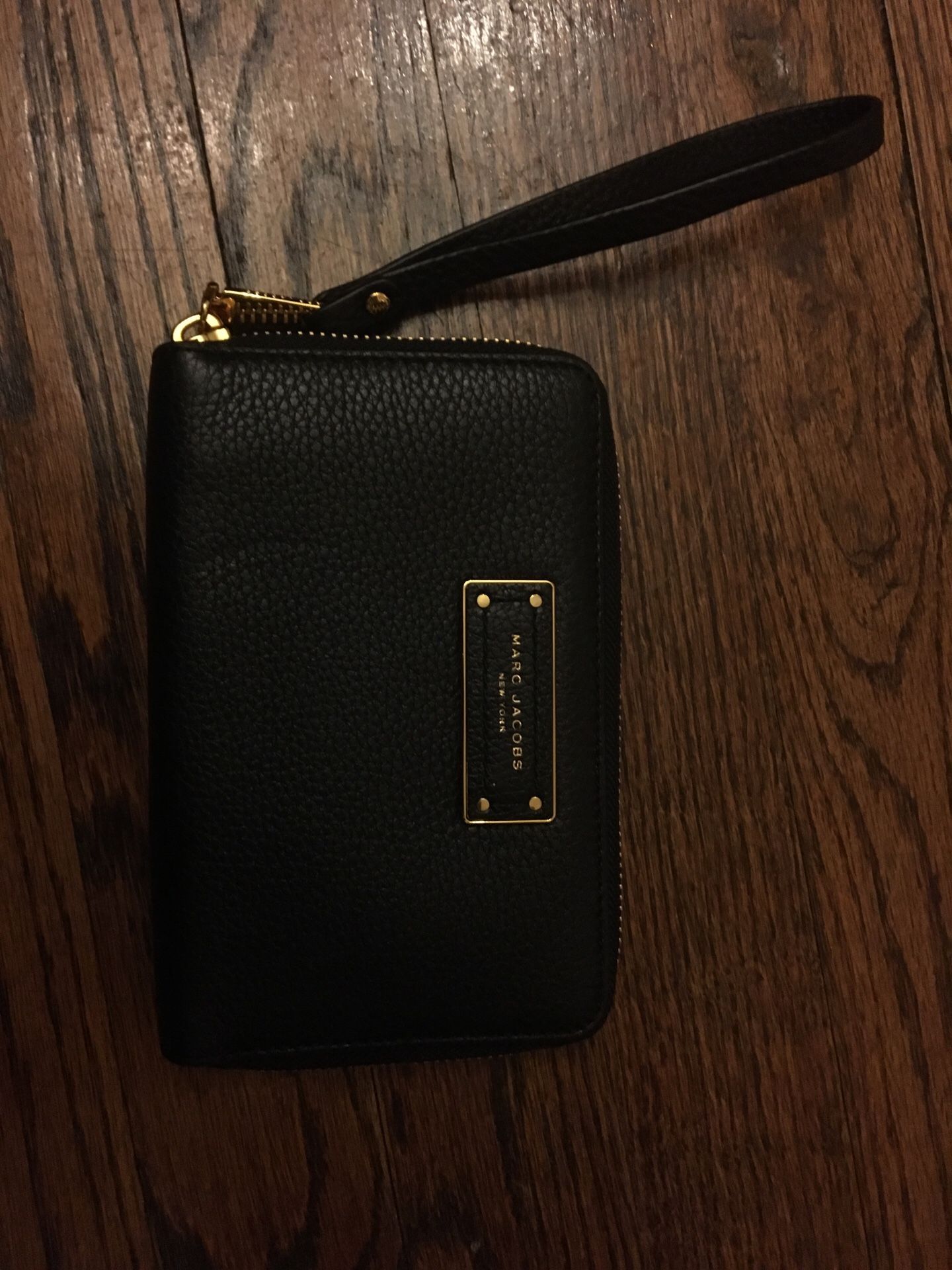 Marc Jacobs Wallet Wristlet