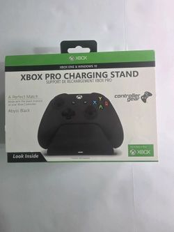 Controller Gear Xbox Pro Charging Stand Abyss Black In Box