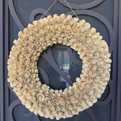 Paper Rose With Pearls Wreath 