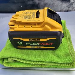 DEWALT 9AH FLEXVOLT BATTERY NEW BATERÍA DEWALT FLEXVOLT 9AH NUEVA