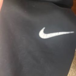 2x Nike Capris Women 