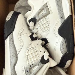 Jordan 4s