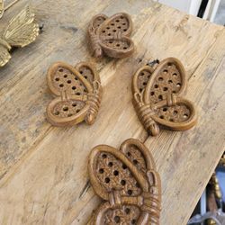 Brown Tone VTGE WALL SET OF 3 BUTTERFLIES 🦋🦋🦋 RATTAN, WICKER STYLE  SMALL.SIZE PLASTIC MADE OFF 