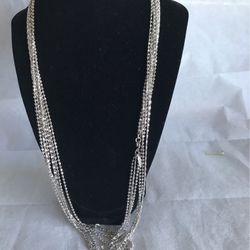 Silver Tone Necklace 