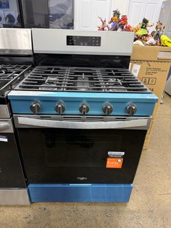 Brand new Whirlpool 30 in. 5 Burners Freestanding Gas Range in Fingerprint Resistant Stainless Steel with Air Cooking Technology