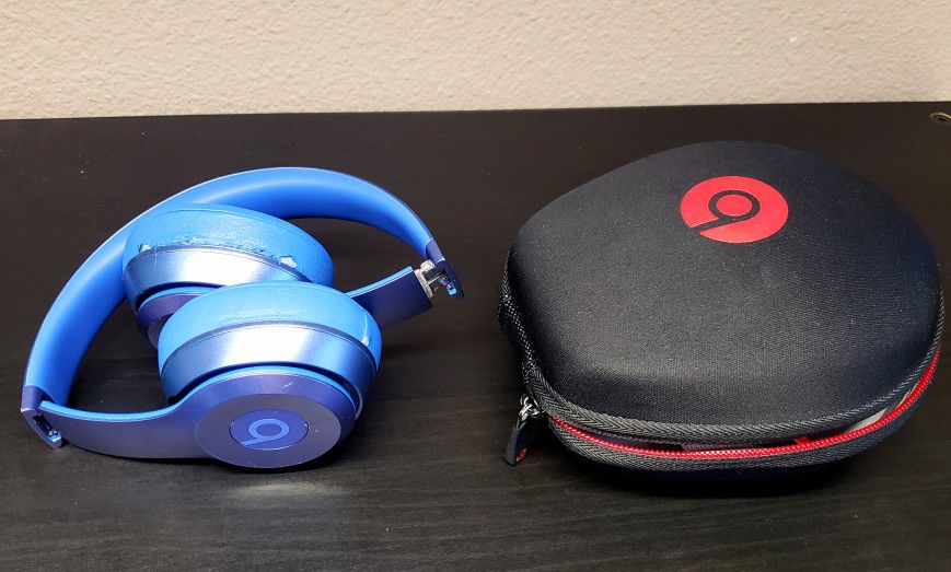 Beats Solo Wired Headphones with Case