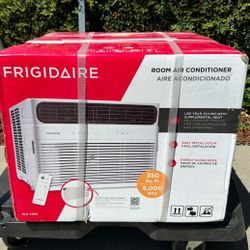 Frigidaire 8000 BTU Window Air Conditioner With Heat New 