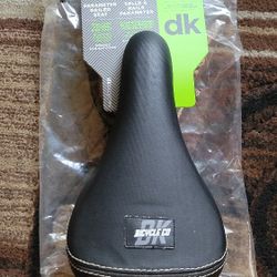 NEW Bicycle Bmx Padded Railed Seat