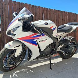 1000cc Honda Cbr 2012