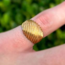 Jewelry 14k solid yellow gold shell shape ring size 3.50