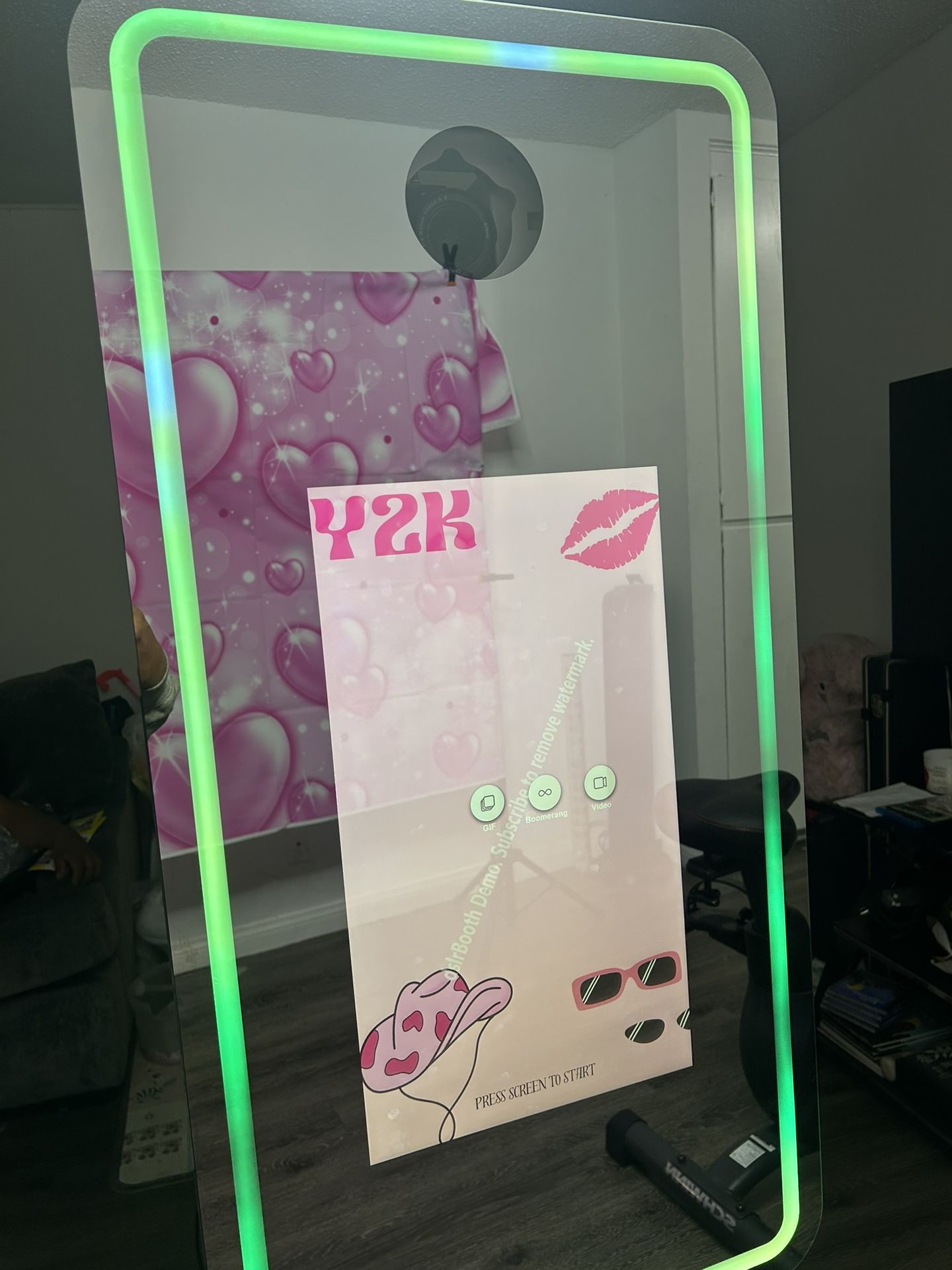 PHOTOBOOTH