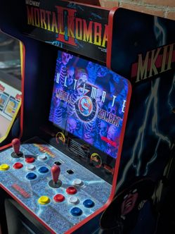 Arcade1Up Mortal Kombat II Legacy Edition w/ Riser – MINT CONDITION