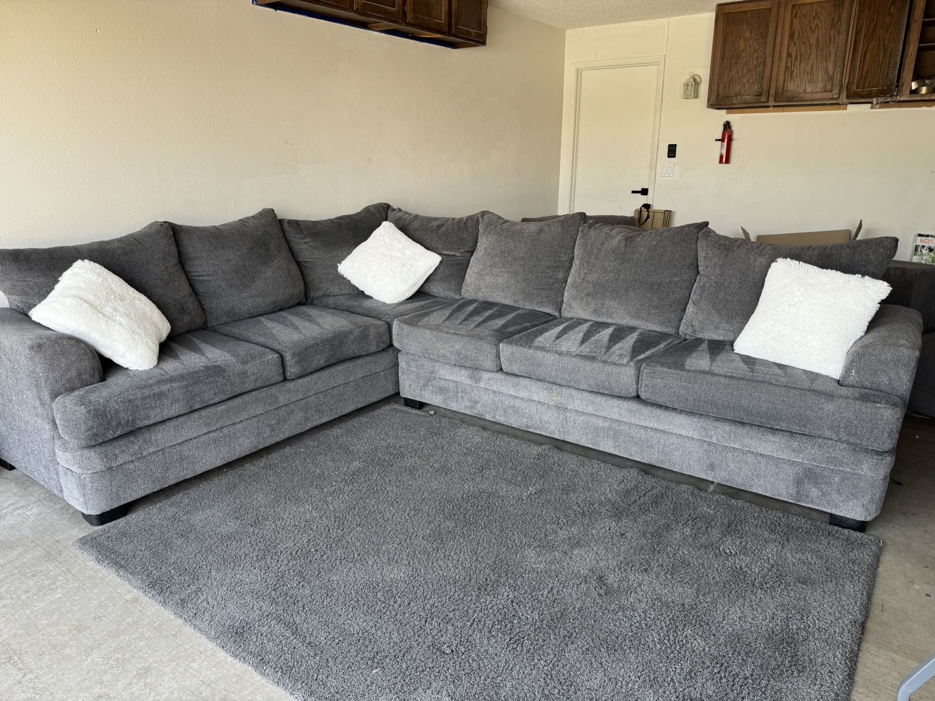 Living Spaces Gray Sectional Sofa Couch Sala 