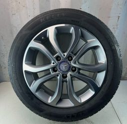 2015 Mercedes-Benz rims and tires all 4