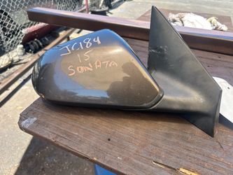 Hyundai Sonata door mirror passenger side gray color Tag# 8634