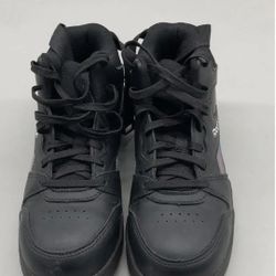 Like New Reebok Women's Black Genuine Leather Sneakers Size 7

