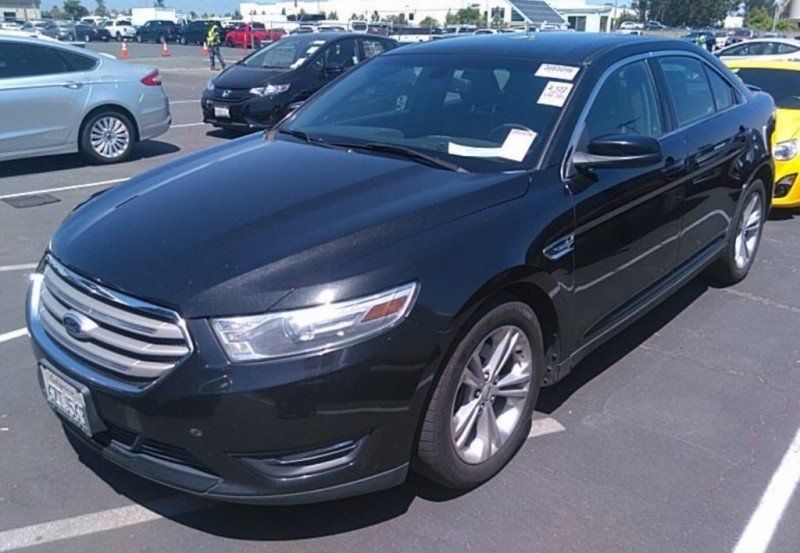 2013 Ford Taurus