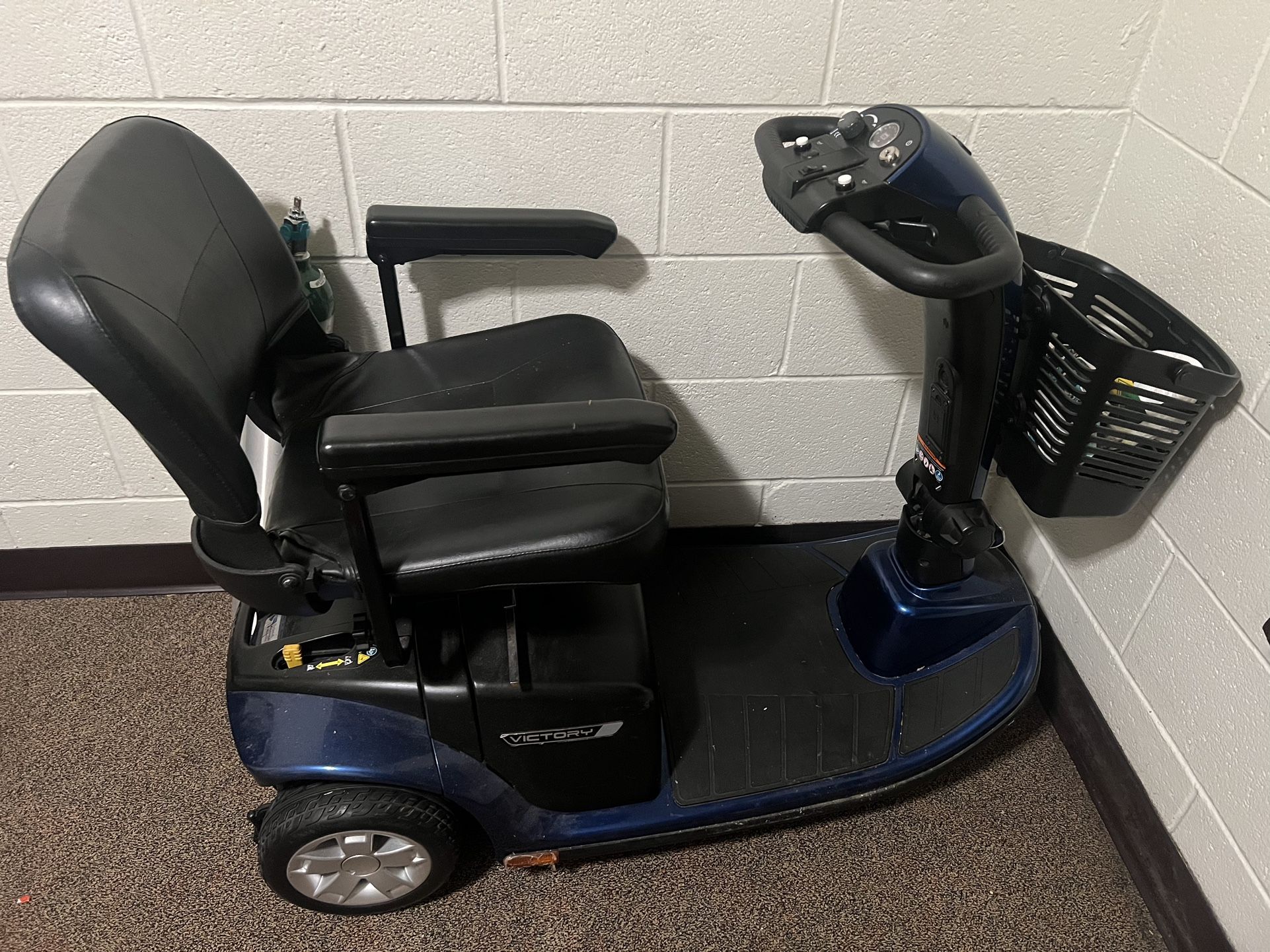 3 Wheel Disability Electric Scooter