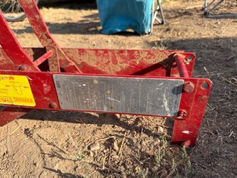 Qual-Craft 2200 Pump Jack Red Steel