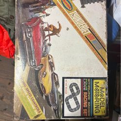 T JET Slot Car Set 