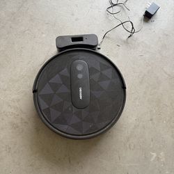 Vacuum robot