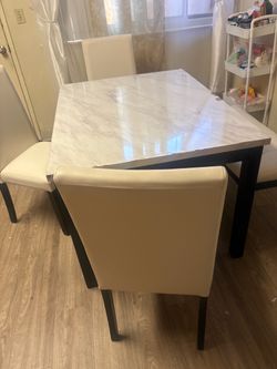 Dinning table