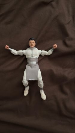 Invincible Viltrumite figure