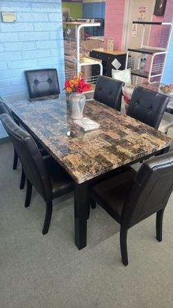 Dining table set