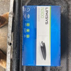 New Still Package Linksys N 300