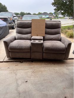 Electric sofa recliner