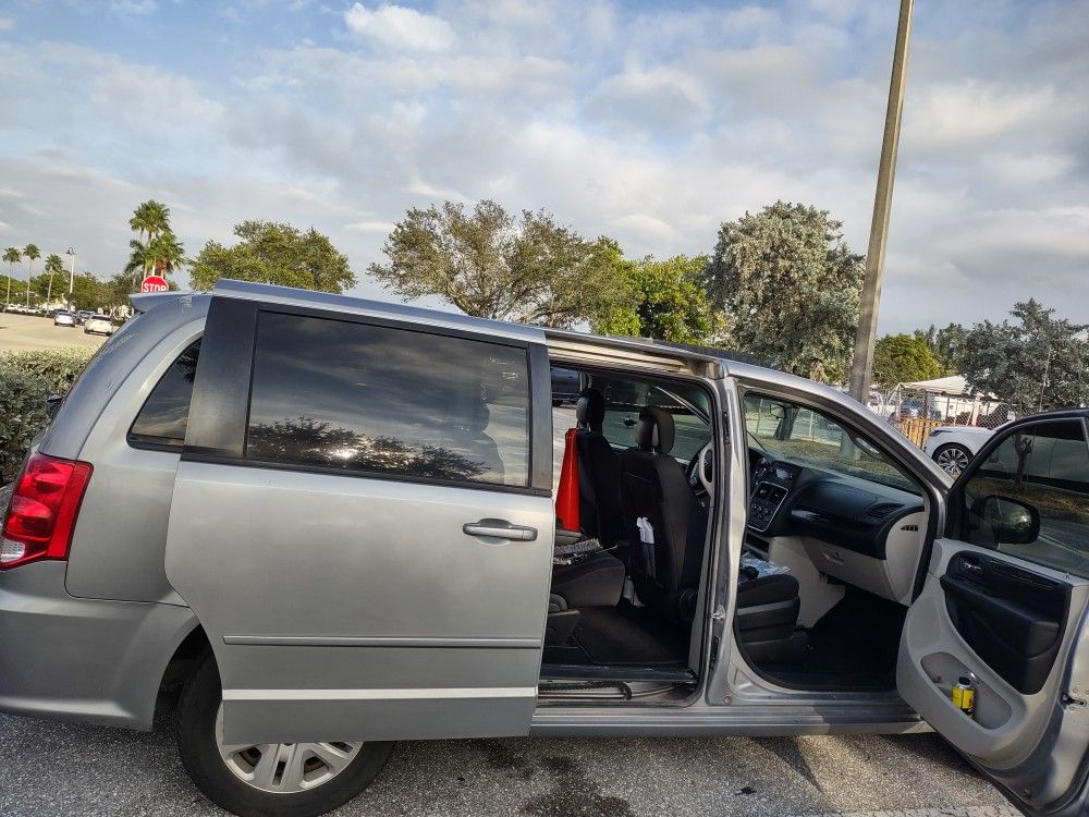 2017 Dodge Grand Caravan