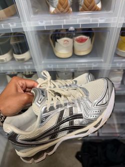 ASICS 7.5M